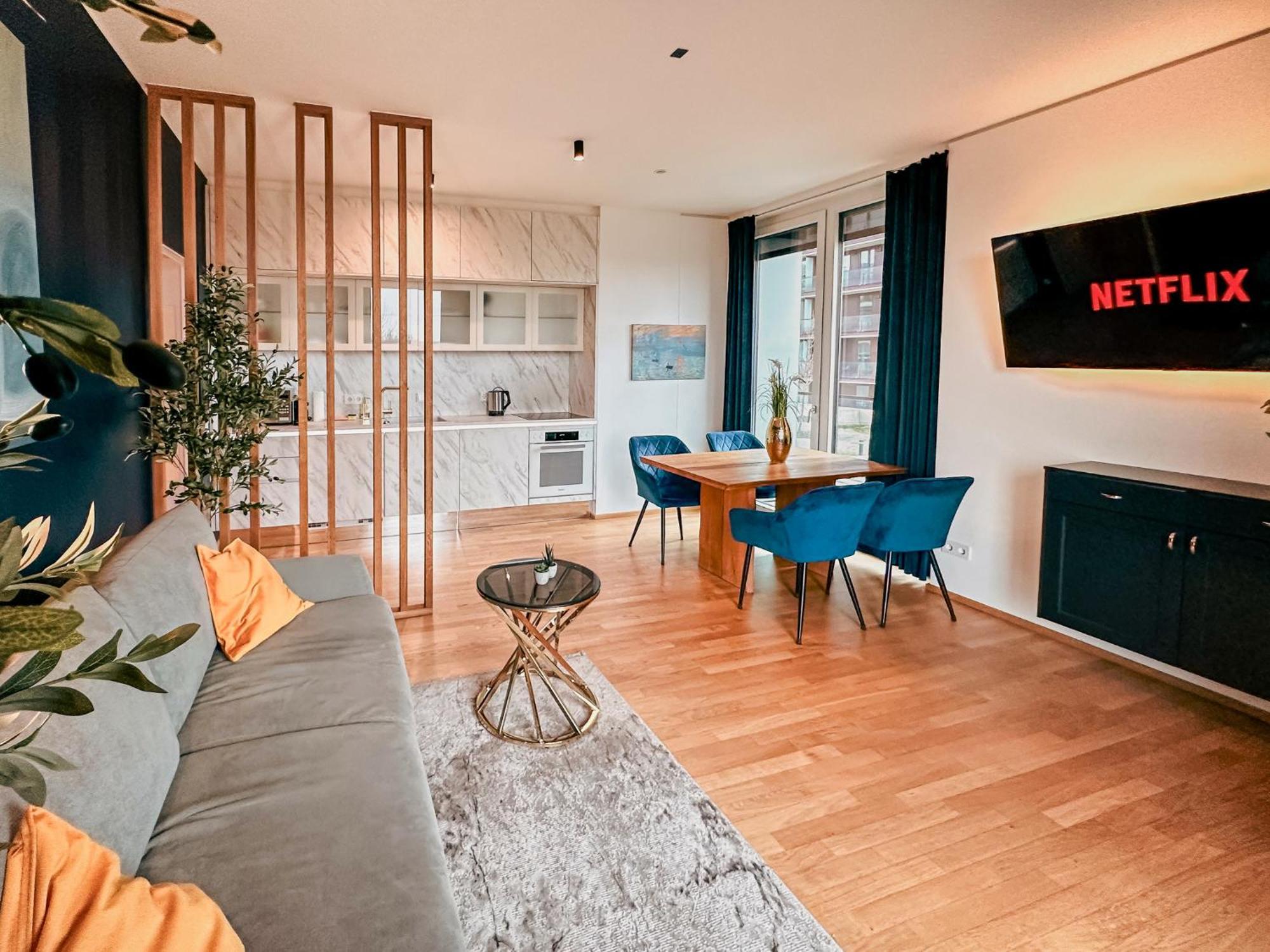 Kaiser Lodge - Rooftop Pool & Underground Car Park By Alpenluxus Appartements Vienna Exterior photo
